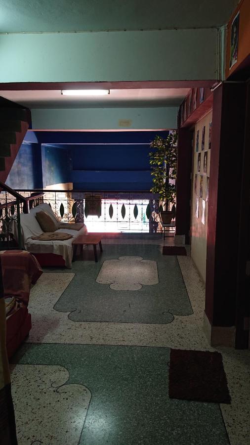 Banphe​ Hostel 外观 照片