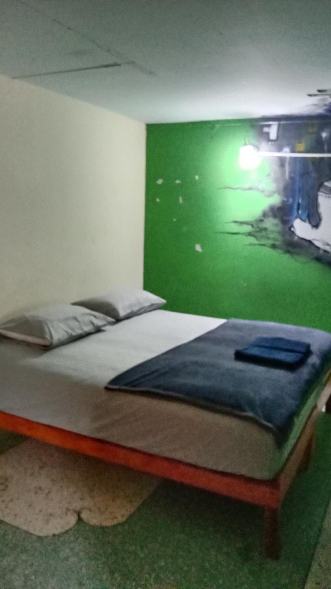 Banphe​ Hostel 外观 照片