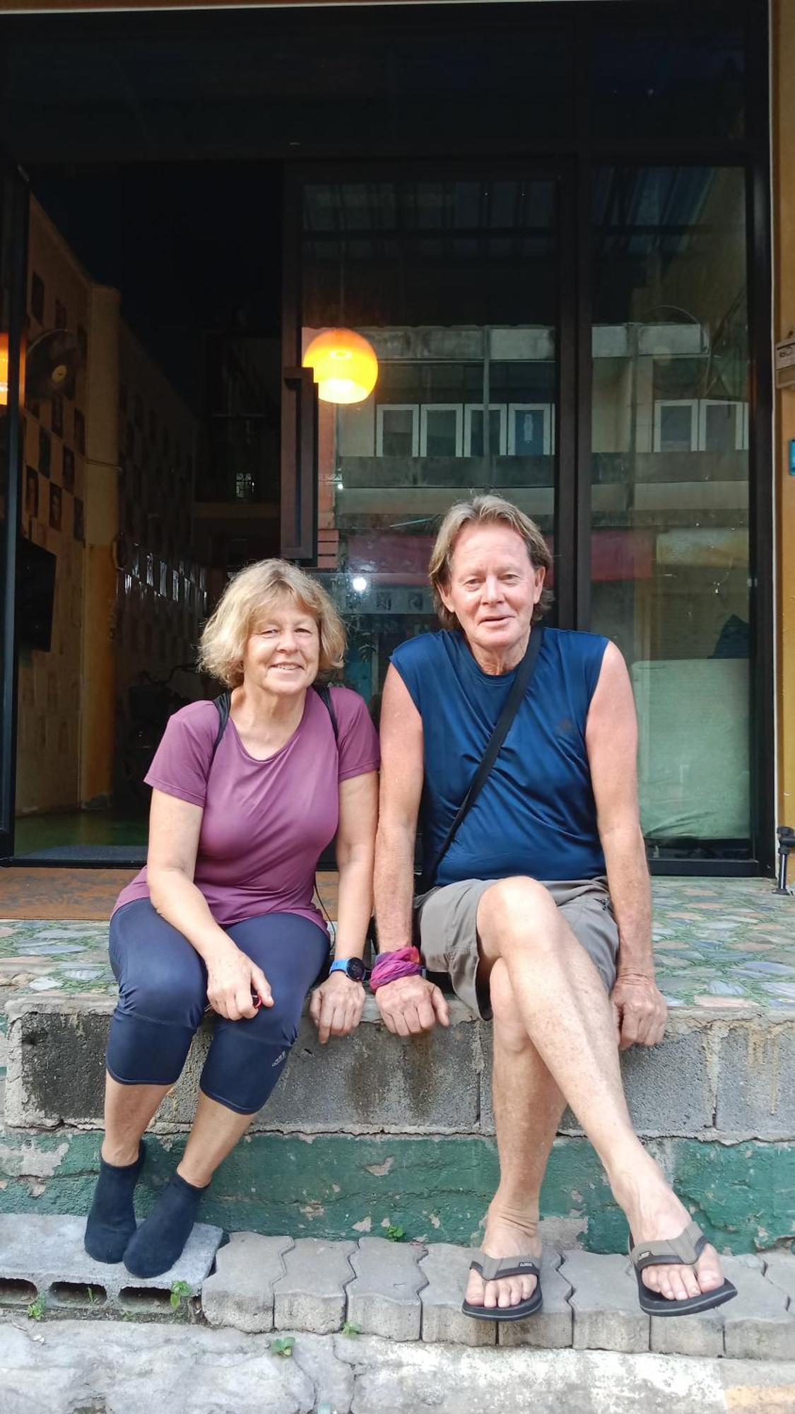Banphe​ Hostel 外观 照片