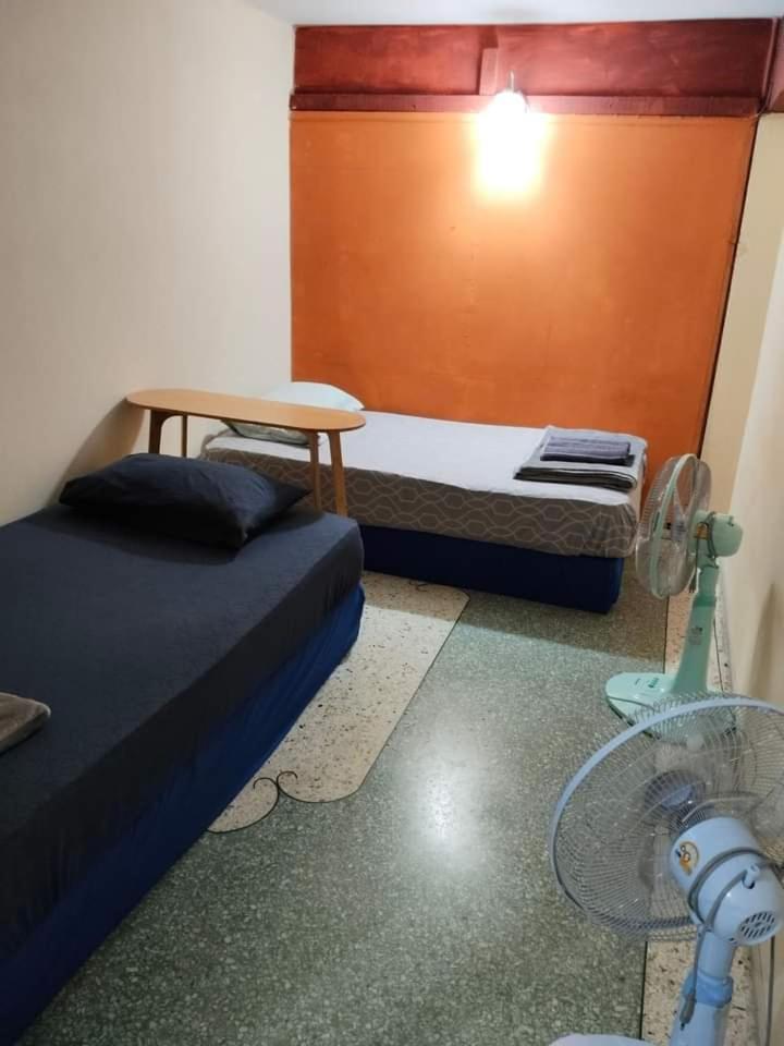 Banphe​ Hostel 外观 照片